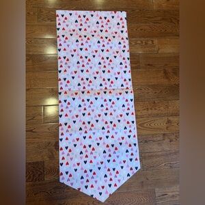 Valentine’s table runner